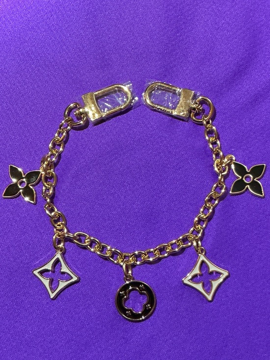 Bigbest23 Jewelry - Gold Tone Clover Charm Chain Bracelet with Black Accents - Women Jewelry